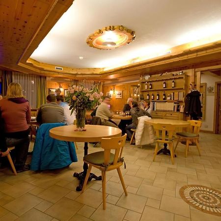 Hotel Garni Al Plan Ливиньо Екстериор снимка
